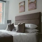 York Riverside Apartments