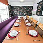 The Woolpack York - Unforgettable Group Getaway In Central York