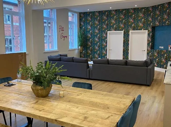 York Riverside Apartments