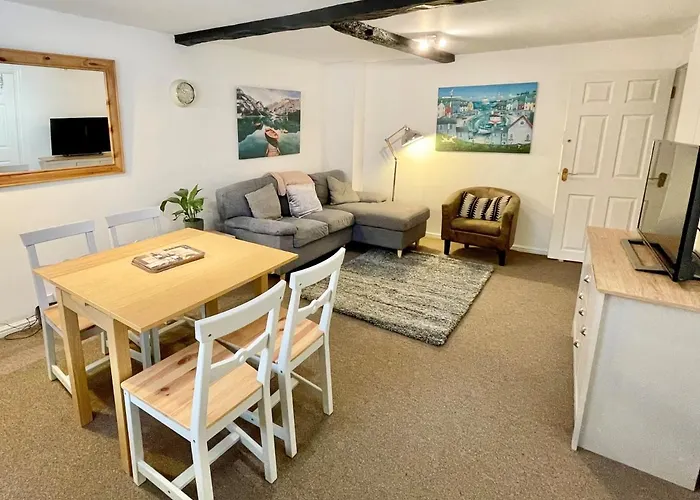 Millers Cottage With Free Allocated Parking