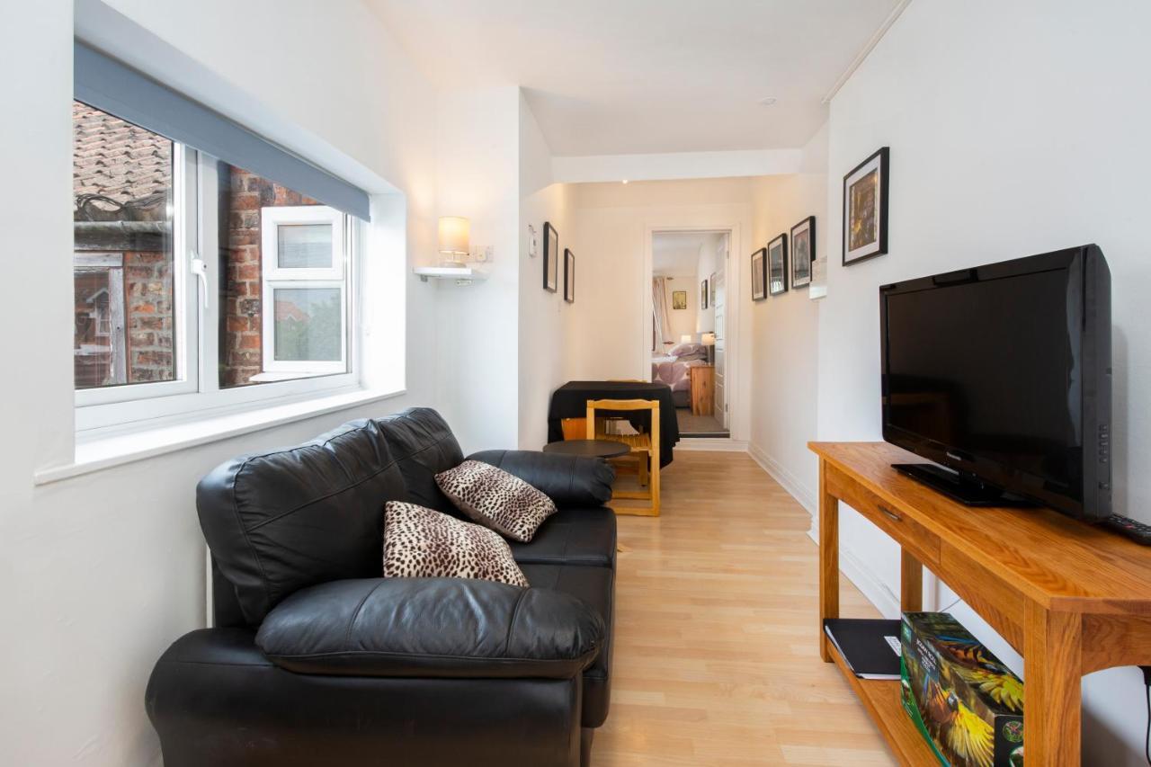 Stable Lofts Apartment *