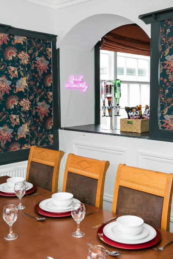 The Woolpack - Unforgettable Group Getaway In
