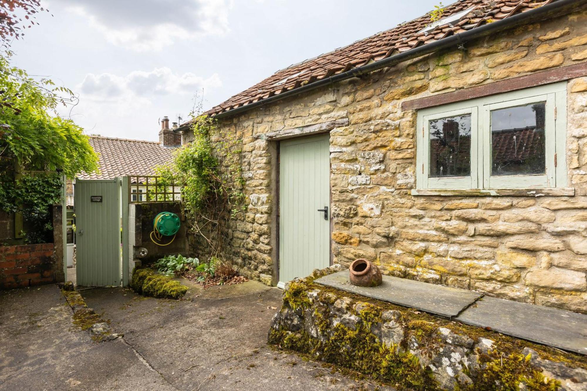 Moorside - Beautiful North Yorkshire Stone *