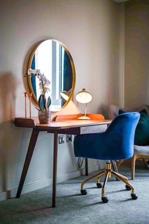 No 3, Within The Walls, Free Parking Holiday home York