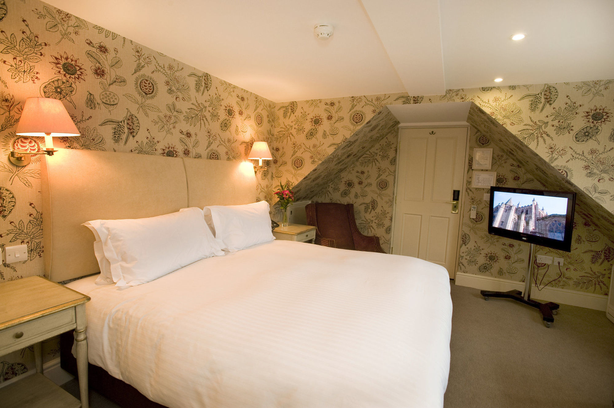 No 1 By Guesthouse,