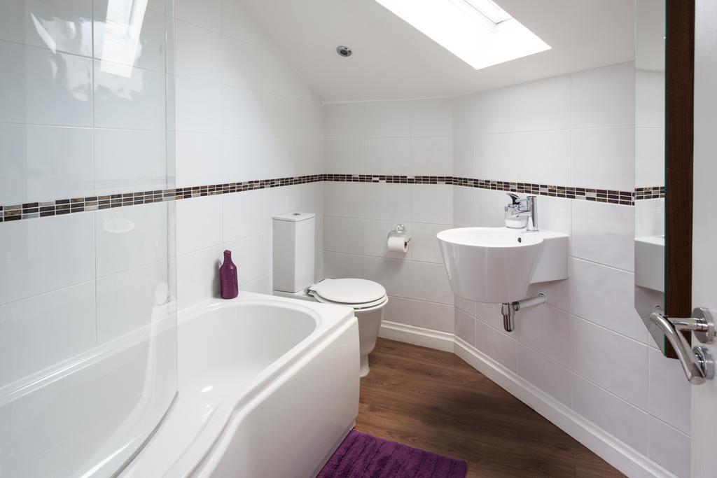 City Apartments - The Light Well Holiday home *