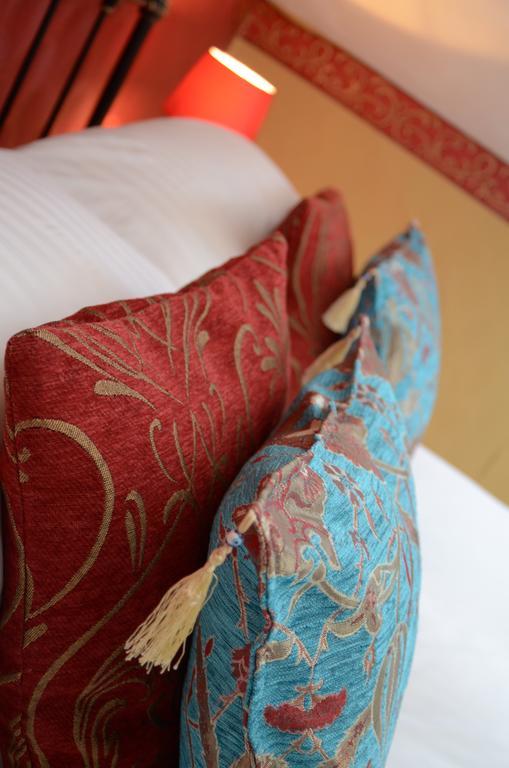 Feversham Guest house 4*