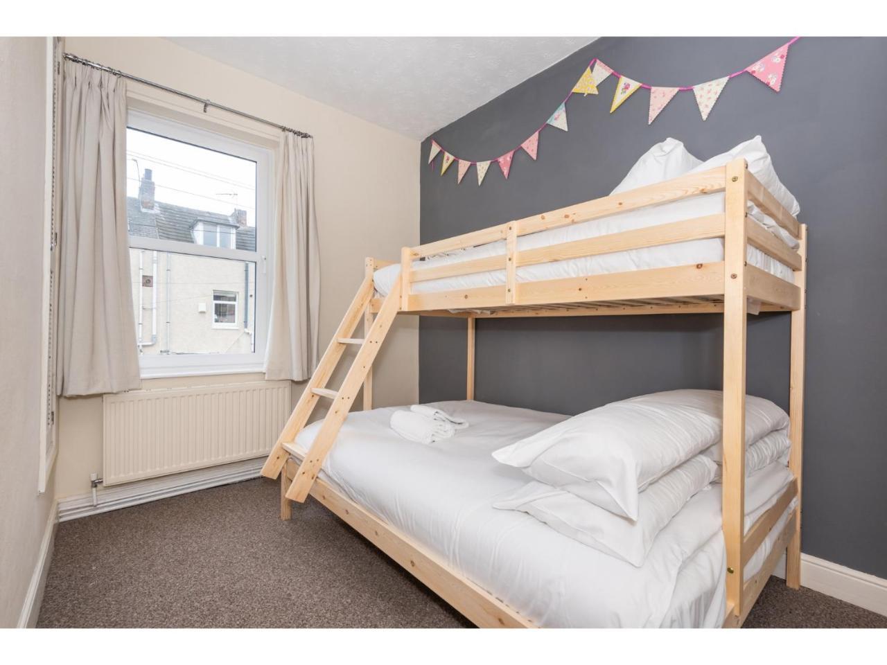 Beautiful 2 Bed With Free Parking - Pass The Keys York