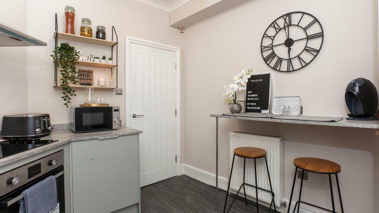 Stylish And 2 Bed -free Parking Apartment York