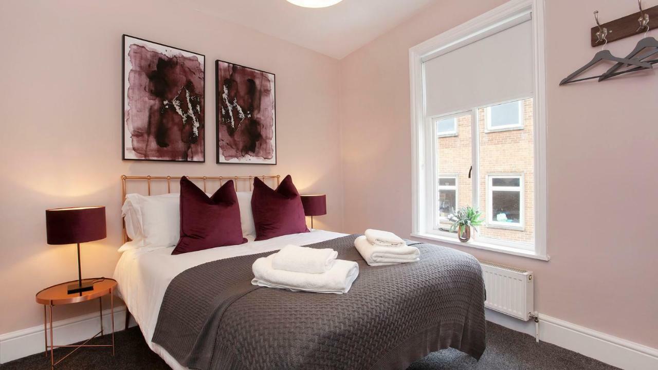 Apartment Stylish And 2 Bed -free Parking *