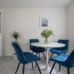 Penleys Apartment