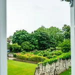 Apartment 11 - Bootham House
