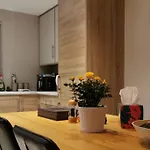 3 Bedroom Townhouse, Free Parking