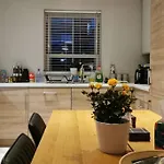 3 Bedroom Townhouse, Free Parking