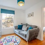 Peckitt Street Apartments