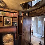 Hocus Pocus Tiny Hotel