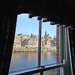 The Queens Hotel