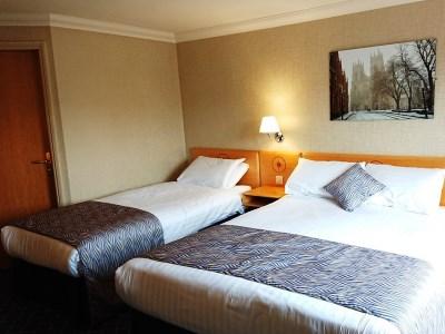Hotel The Queens 3*