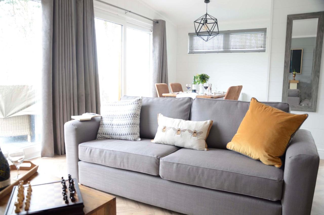 Hollicarrs - Honeycomb Lodge York