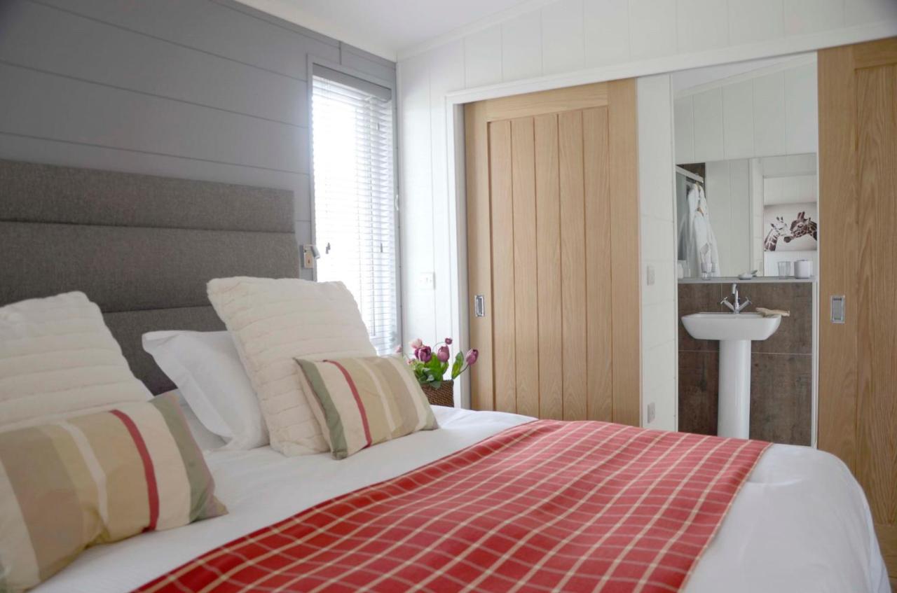 Hollicarrs - Honeycomb Lodge *