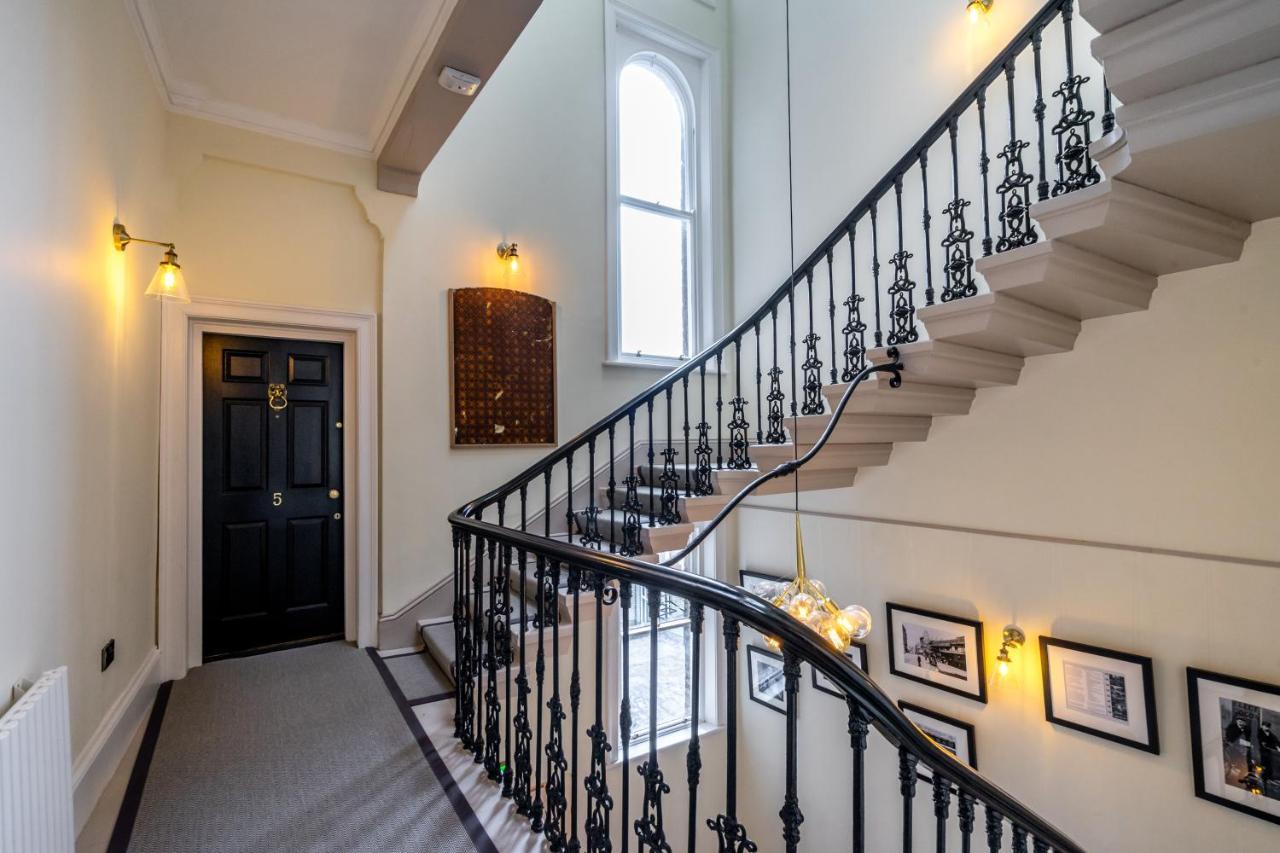 5 Rowntree House Apartment *