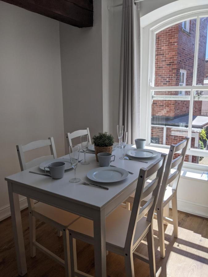 Apartment Riverside York