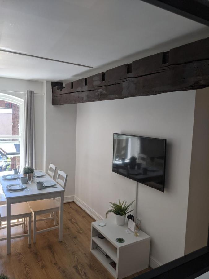 Apartment Riverside York