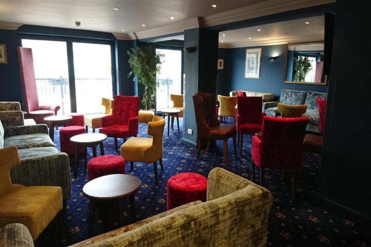 Hotel The Queens 3*