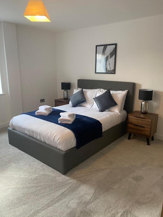 Icona - Brand New Centre Apartment *