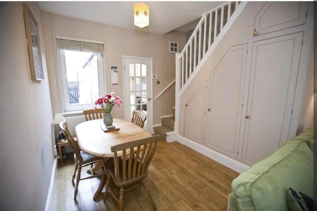 Holiday home Cosy Little Just Outside Walls York