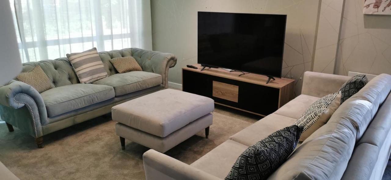 2 Bedroom Apartment, Free Parking York