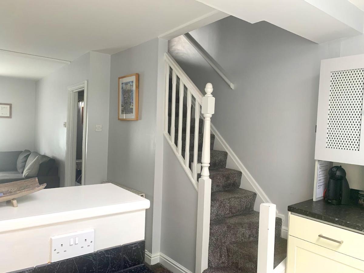 Lodge In The Heart Of At The Hampden - Free Parking -