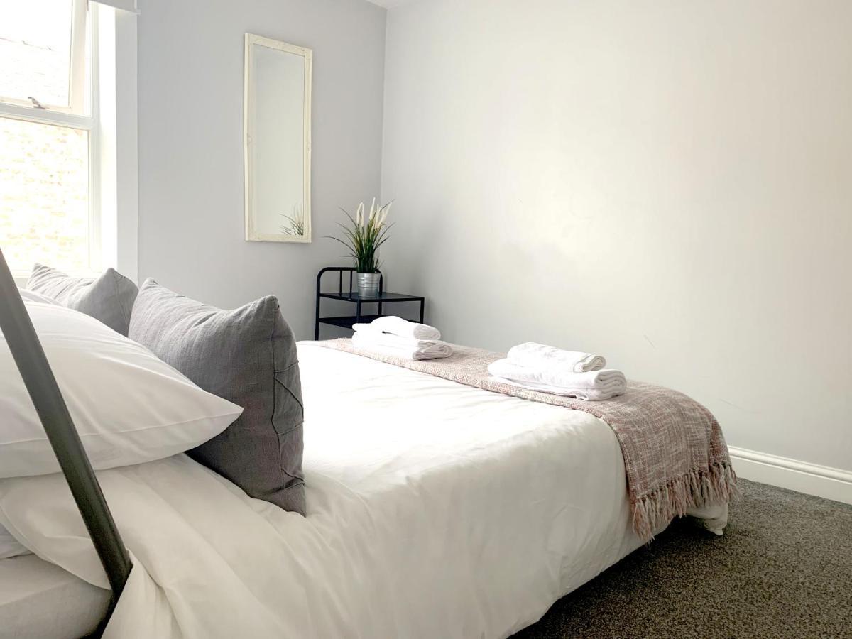 Lodge In The Heart Of At The Hampden - Free Parking -