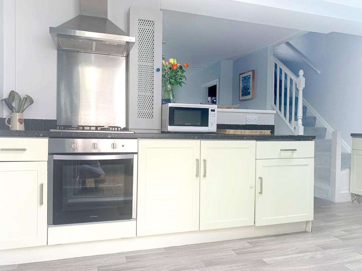 Lodge In The Heart Of At The Hampden - Free Parking - York
