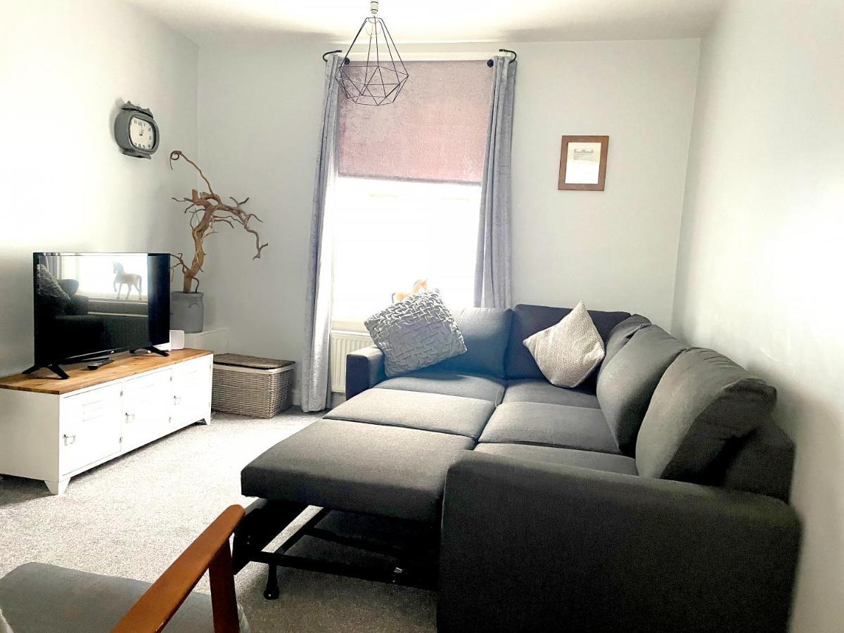 Lodge In The Heart Of At The Hampden - Free Parking - York