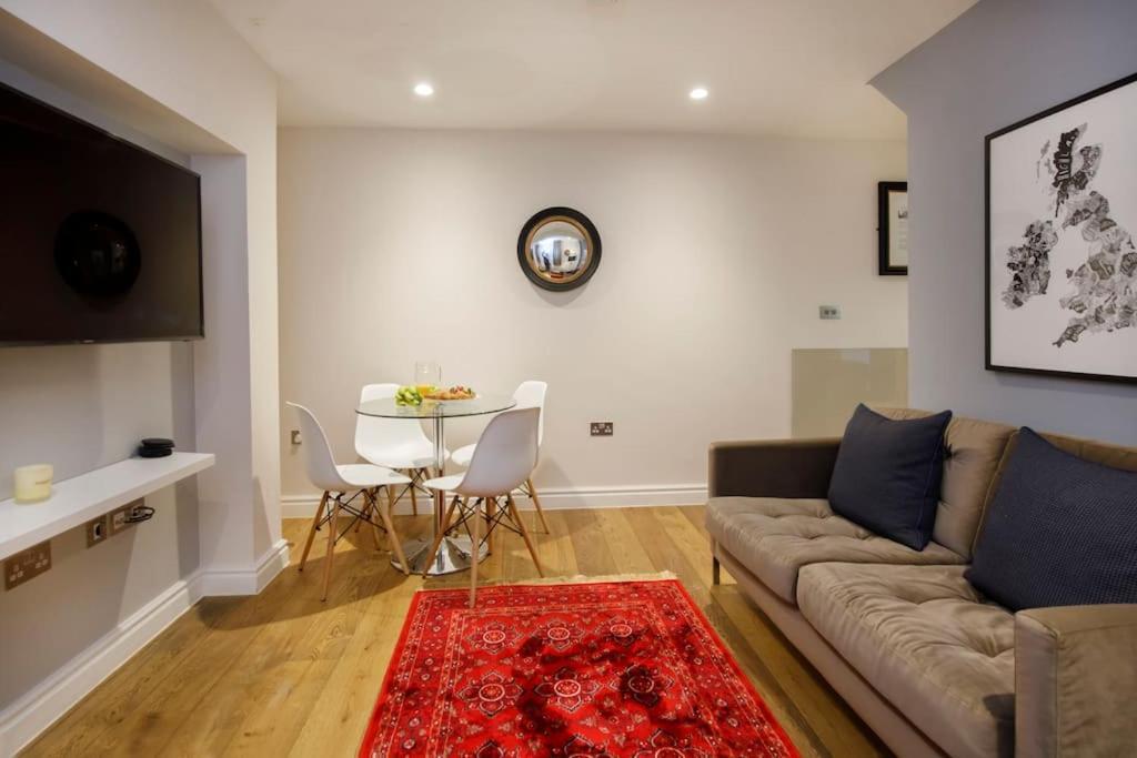The Wesley Apartment