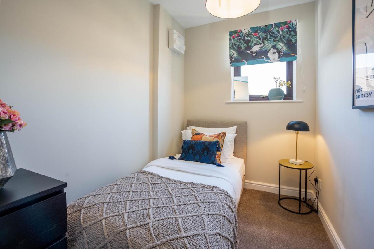 Apartment Redfearn *