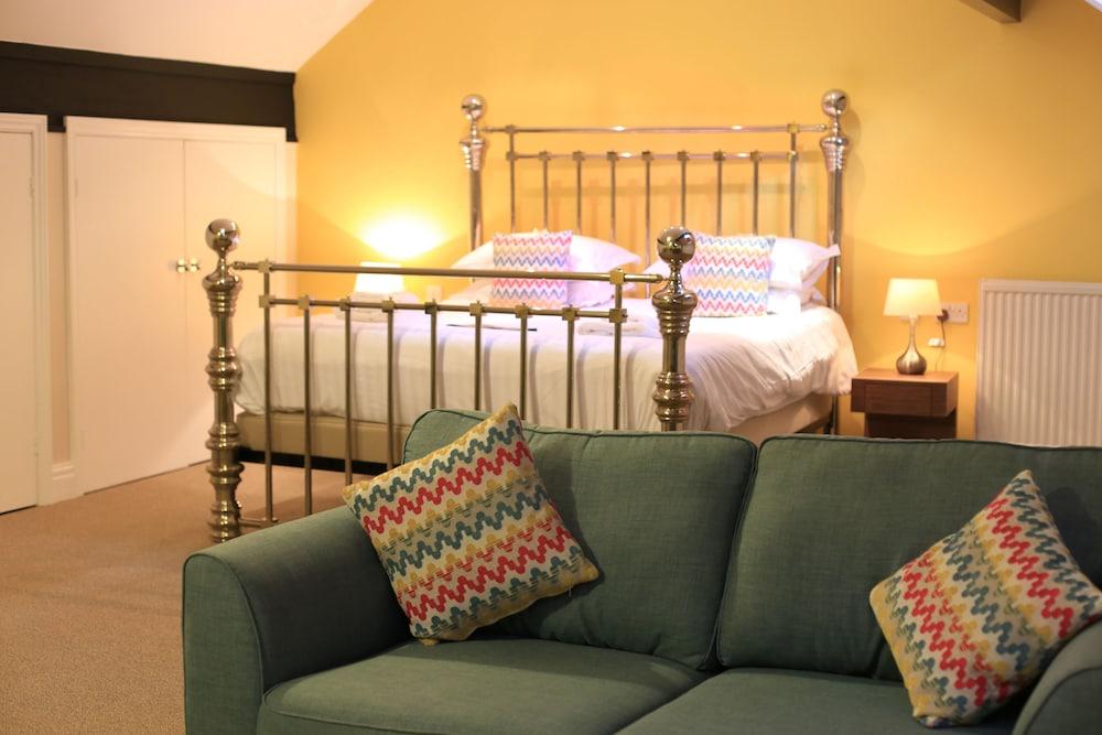 B+B York York