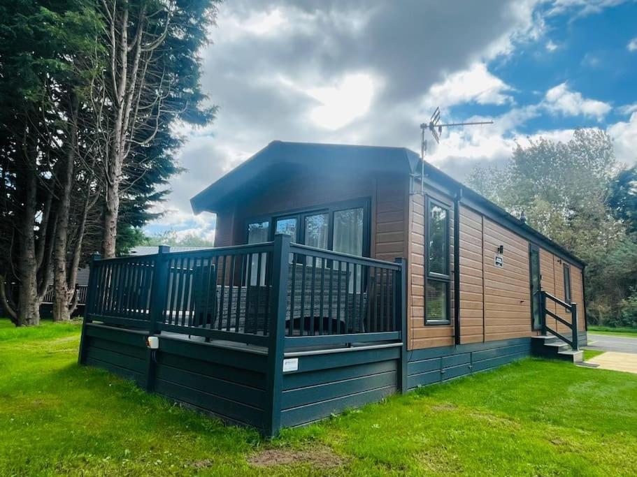 Hideaway Retreat With Hot Tub