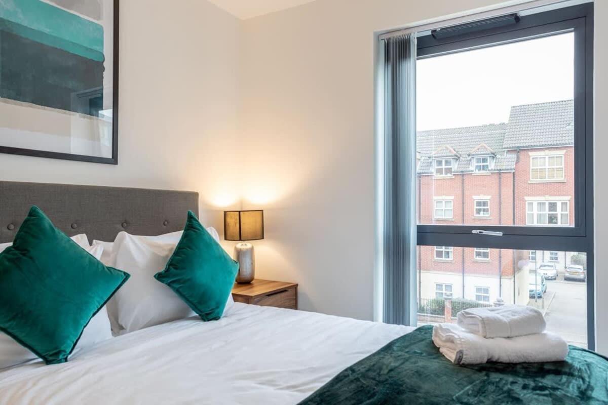Zeni, Ouse Court Lovely 2 Bed York