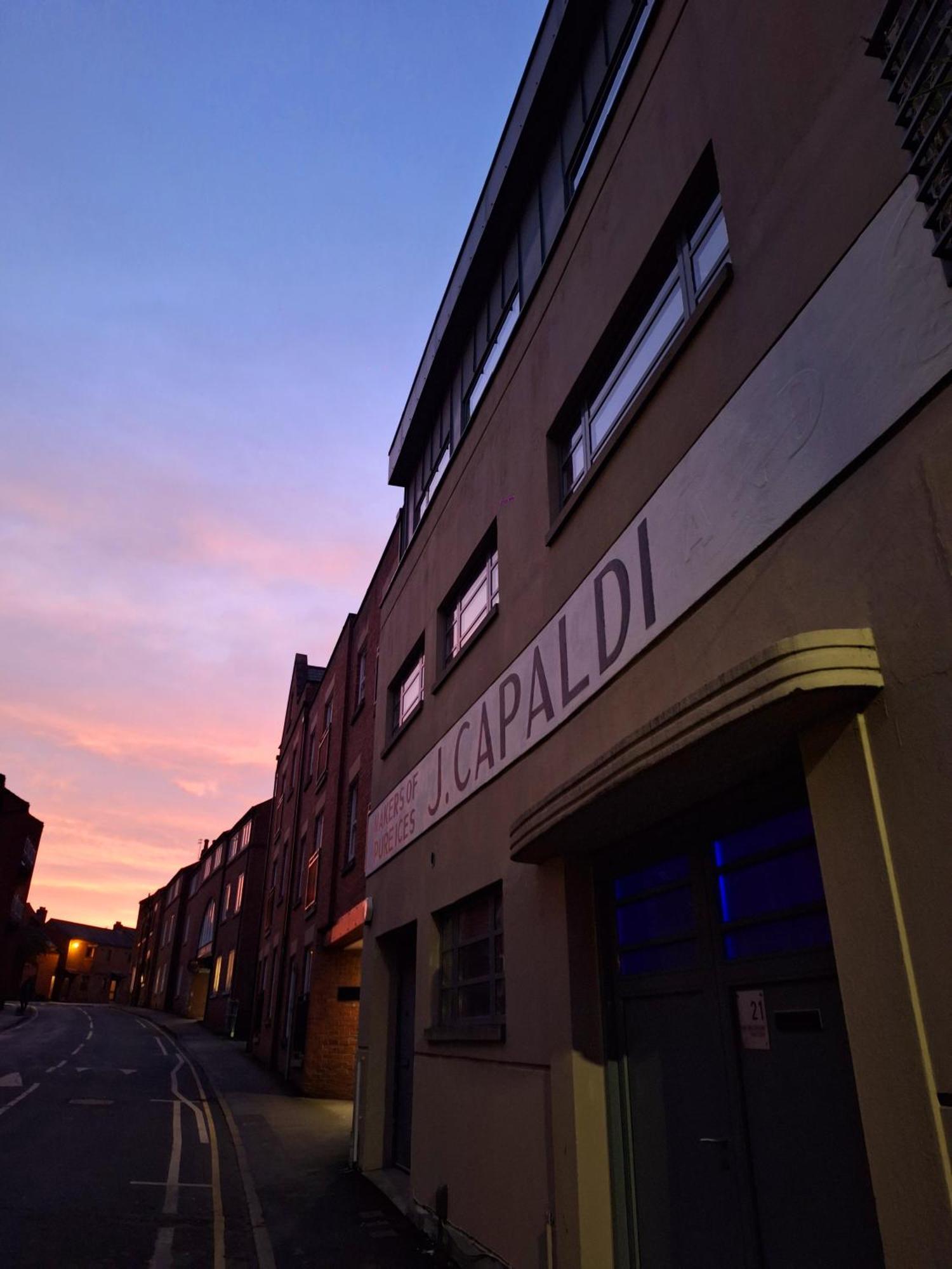 Homestay Cool In Shared House York