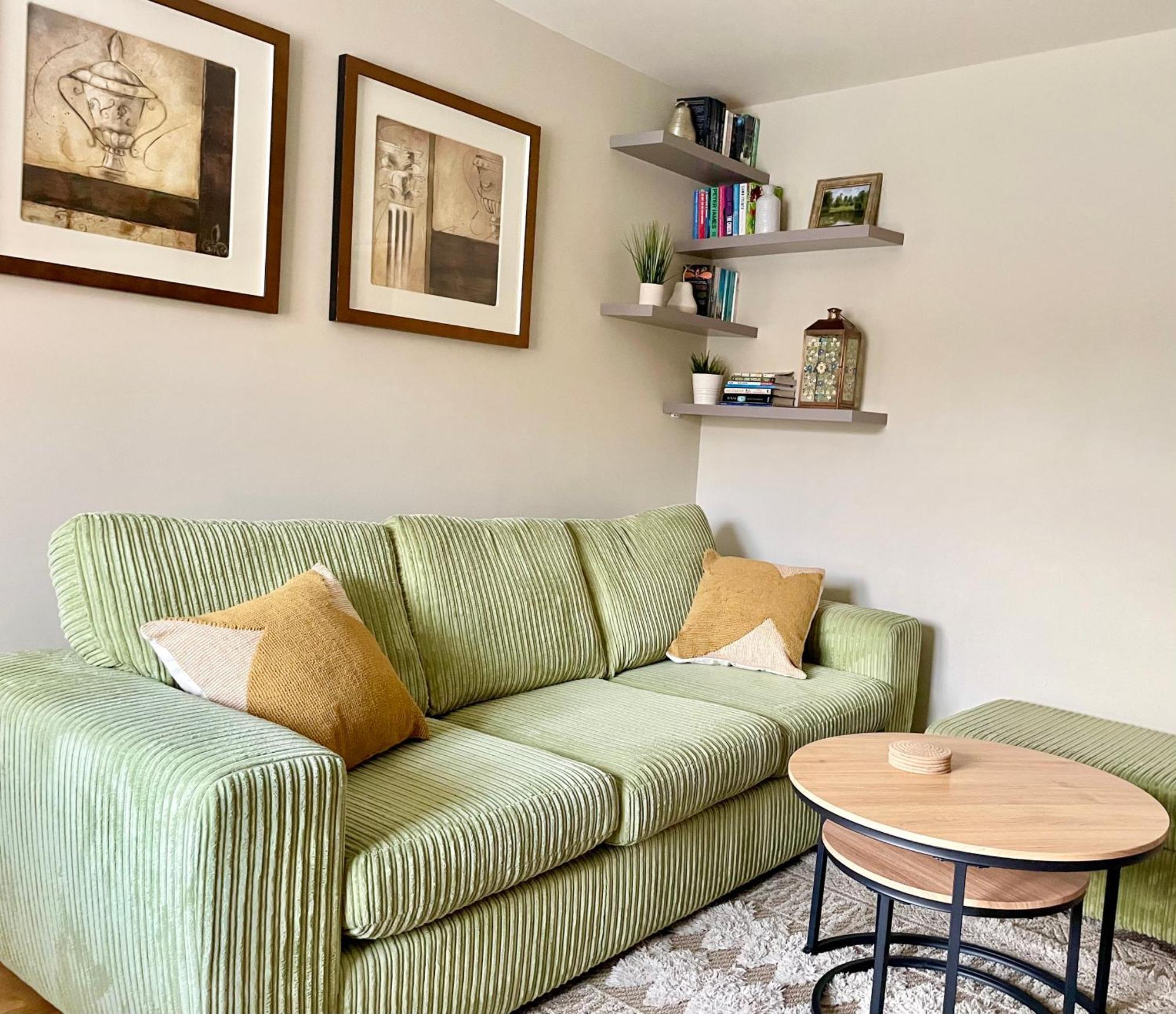 Holiday home 3 Bed House Near Centre With Off Road Parking York