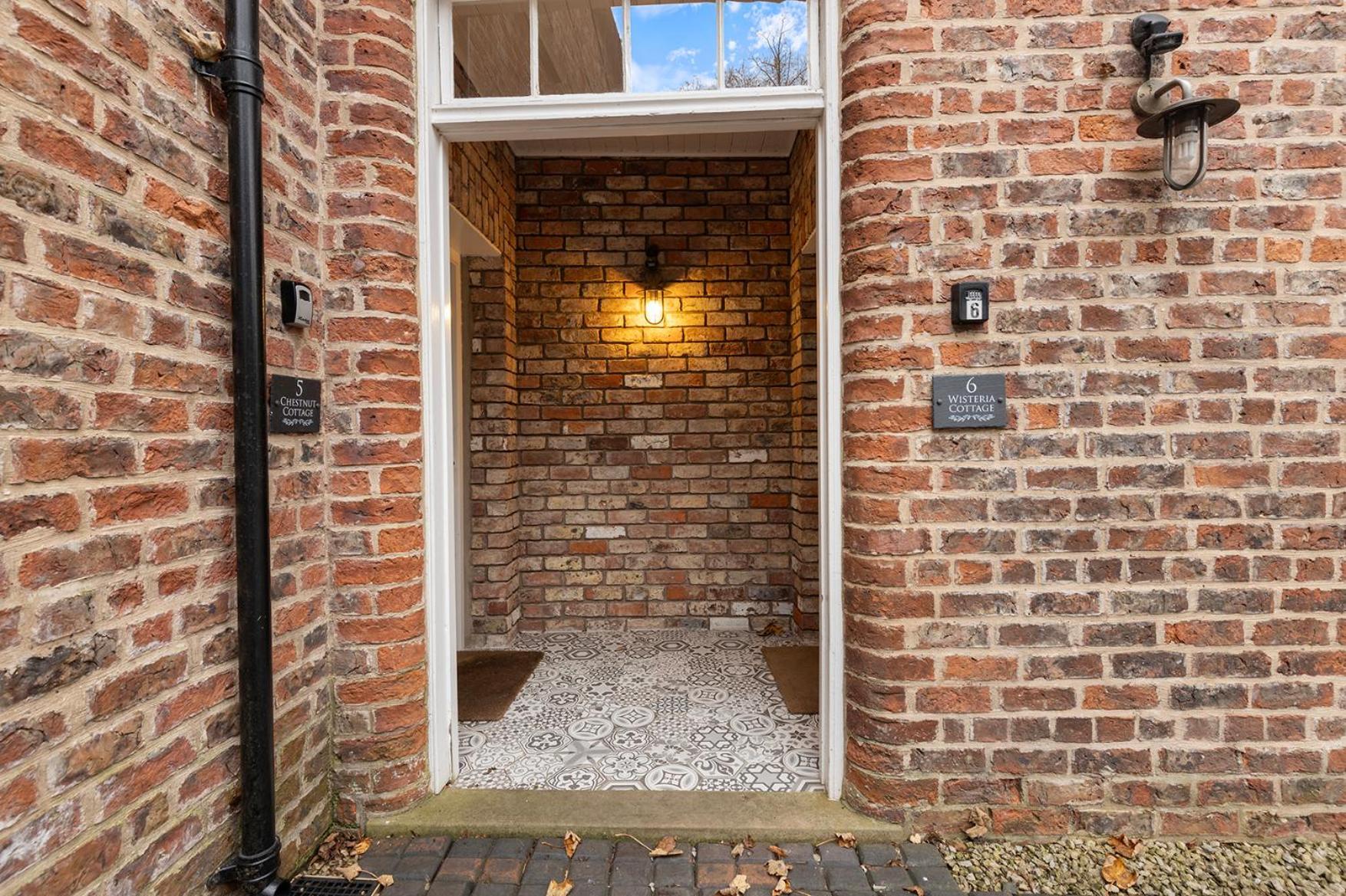 Pass The Keys No. 6 - Wisteria Holiday home *
