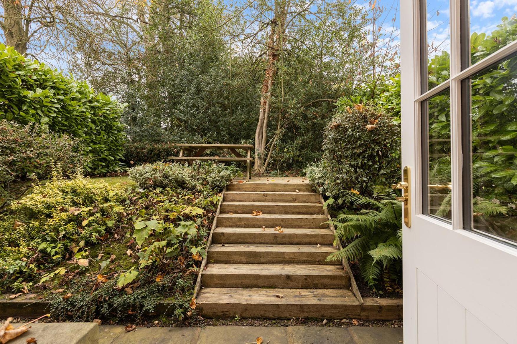 Holiday home Pass The Keys No. 6 - Wisteria *