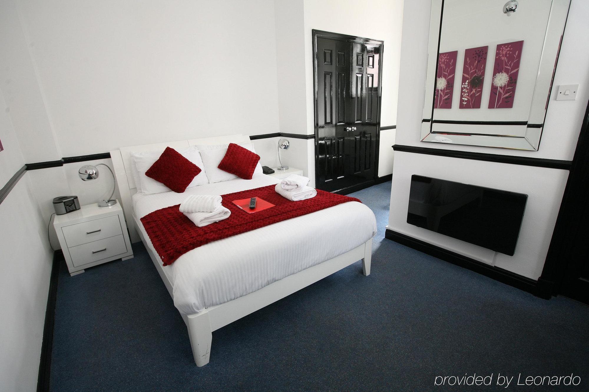 Noir Hotel York