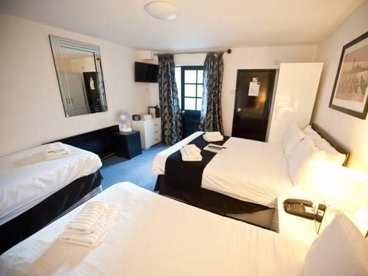 Noir Hotel 3*