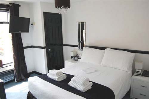 Hotel Noir 3*