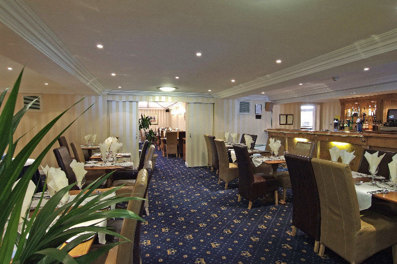 Hotel The Queens