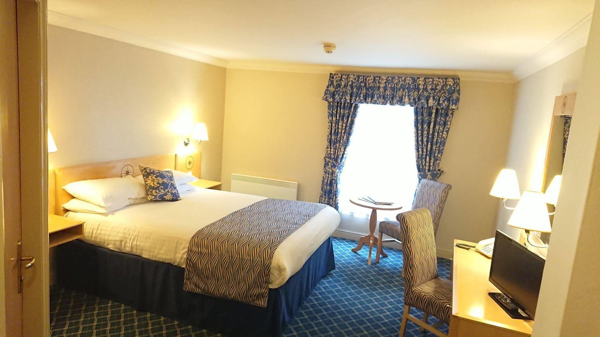 The Queens 3* York