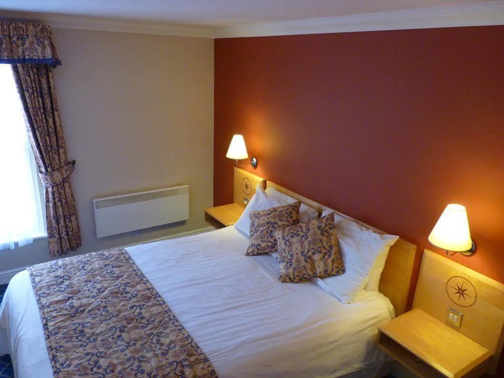 Hotel The Queens 3*